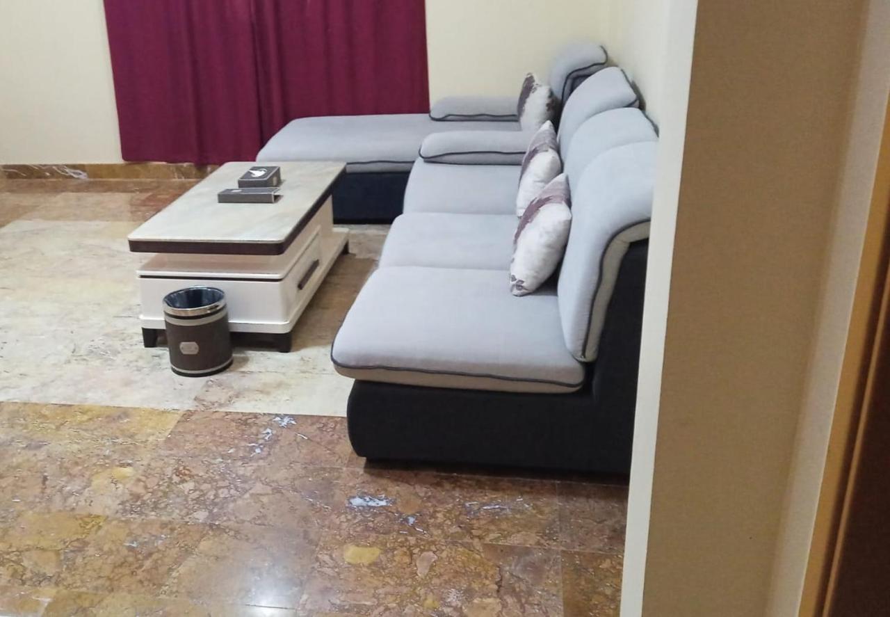 Farah Hotel Apartment Маскат Екстер'єр фото