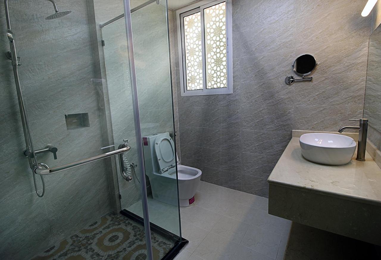 Farah Hotel Apartment Маскат Екстер'єр фото